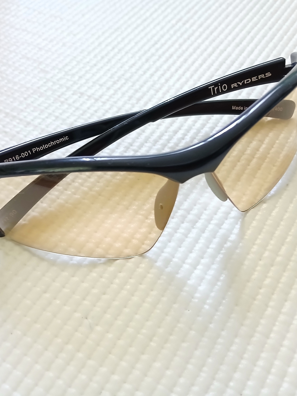 Biking Sunglasses: Trio Ryders Eyewear,Fitz antiFOG, mint